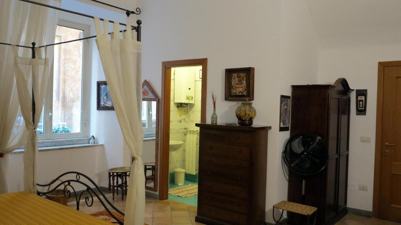 Large Double Room